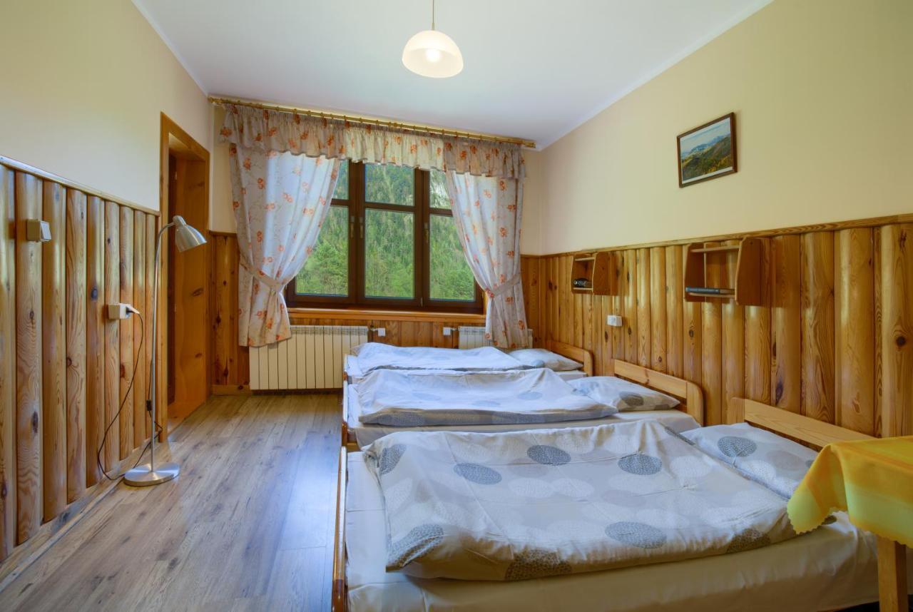 Bed and Breakfast Schronisko Pttk Trzy Korony Sromowce Niżne Esterno foto
