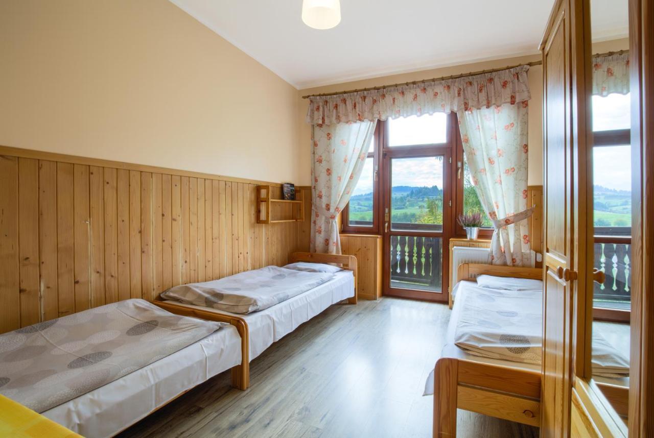 Bed and Breakfast Schronisko Pttk Trzy Korony Sromowce Niżne Esterno foto