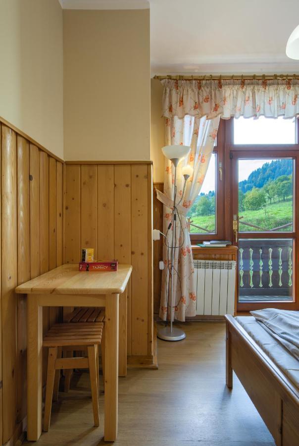 Bed and Breakfast Schronisko Pttk Trzy Korony Sromowce Niżne Esterno foto