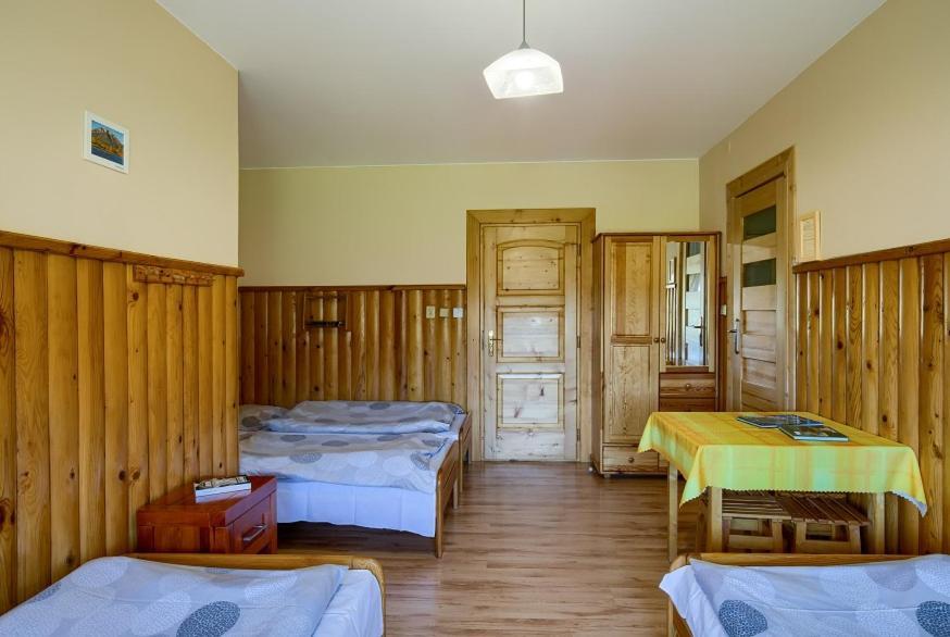 Bed and Breakfast Schronisko Pttk Trzy Korony Sromowce Niżne Esterno foto