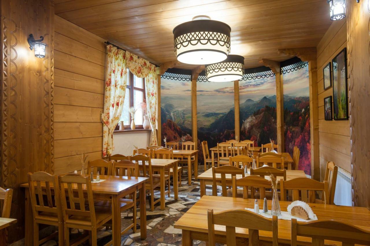 Bed and Breakfast Schronisko Pttk Trzy Korony Sromowce Niżne Esterno foto